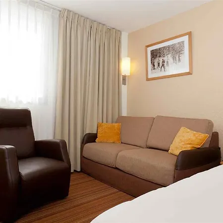Hotel Mercure Les Bossons 4*