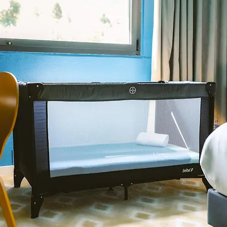 ホテル Big Sky & 4*