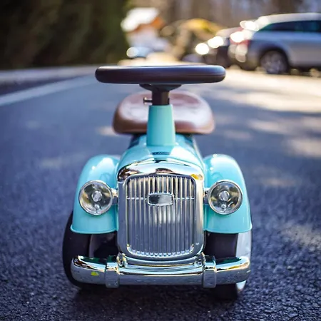 ホテル Big Sky & シャモニー