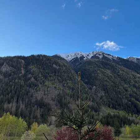 Big Sky & 4* Chamonix