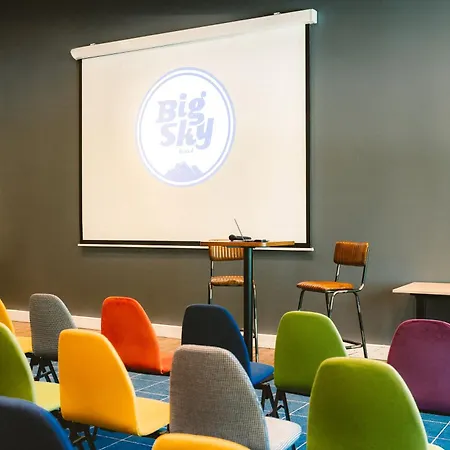 ホテル Big Sky & 4*